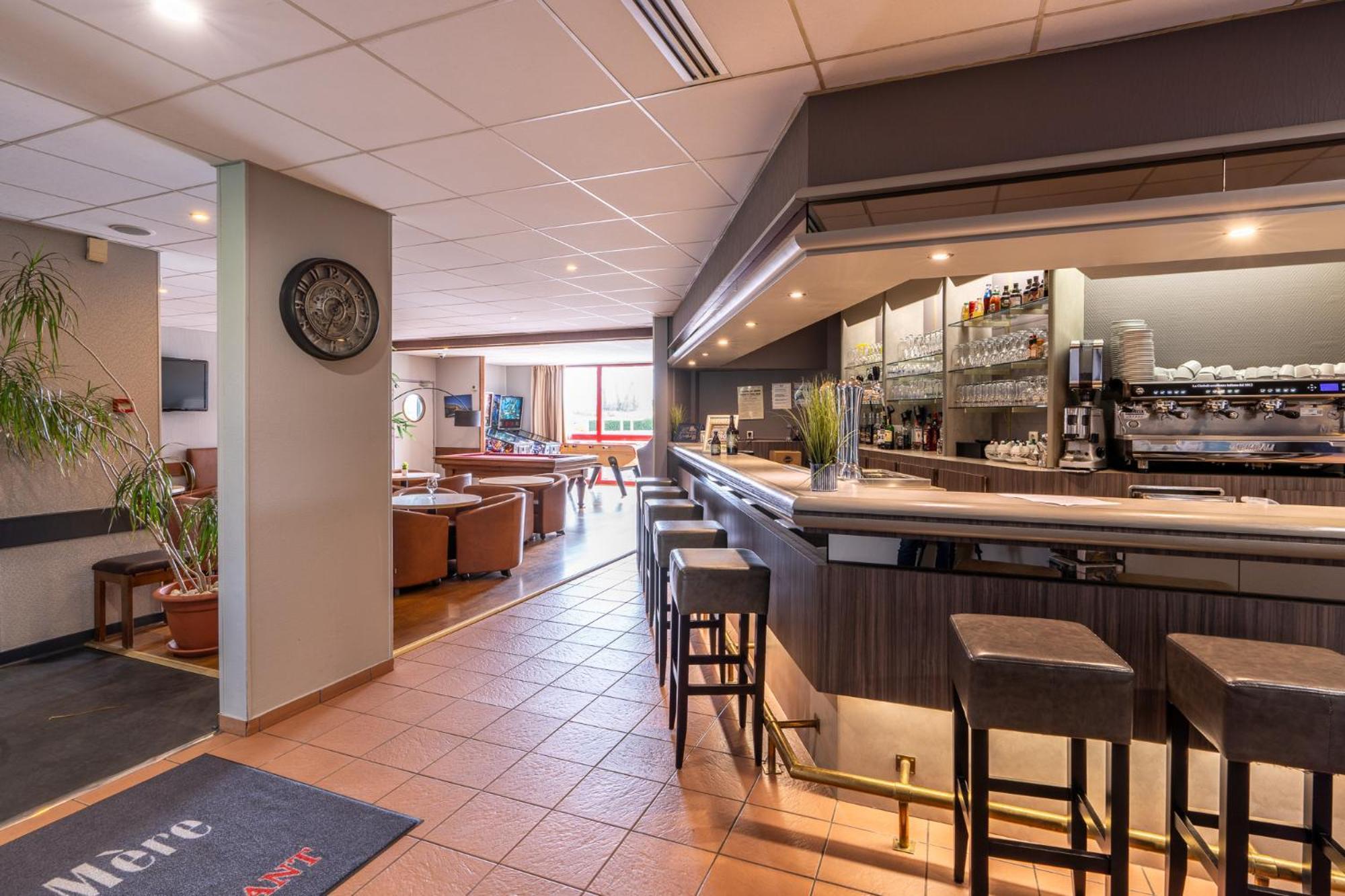 Logis Hotel Restaurant Le Sainte Mere Luaran gambar