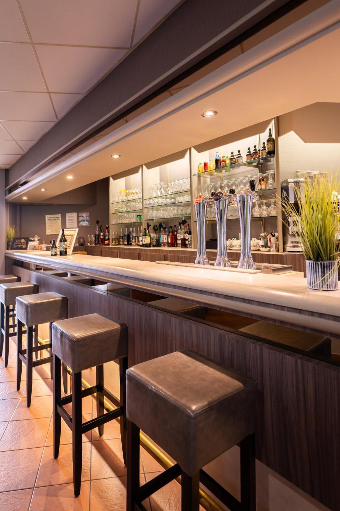 Logis Hotel Restaurant Le Sainte Mere Luaran gambar